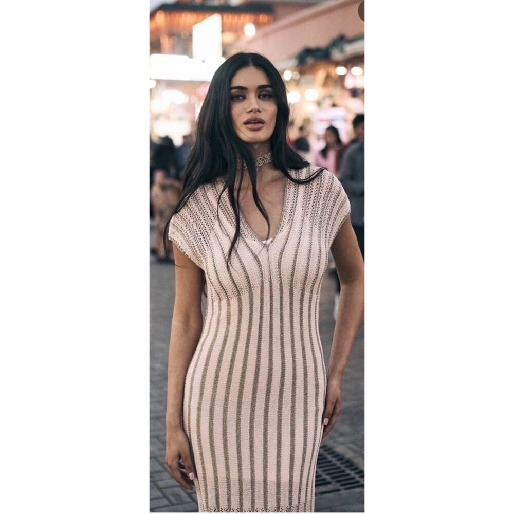 NKN Nekane Boho Coastal Blush/Taupe/Silver Knit Dress - Medium - $189 MSRP